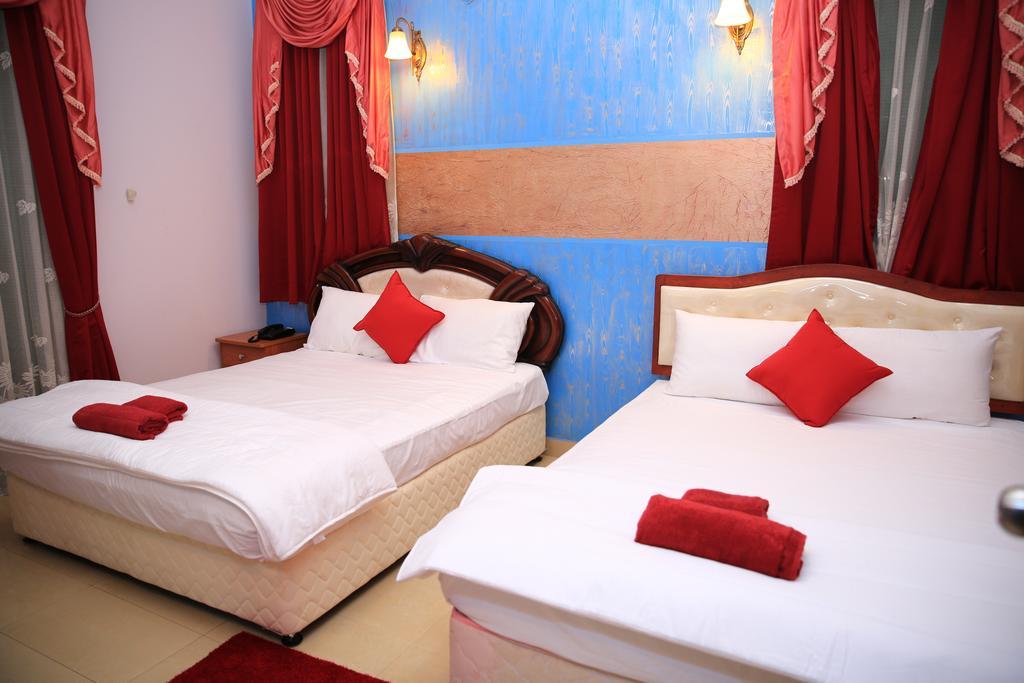 Hotel Ared *