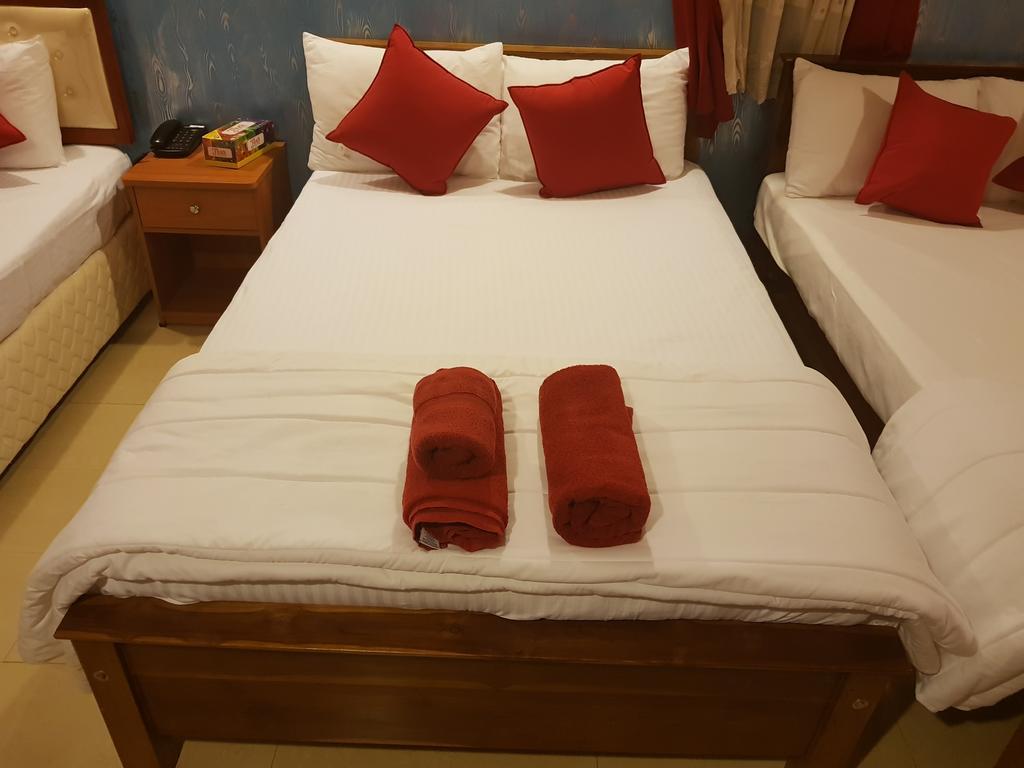 Hotel Ared Katunayake