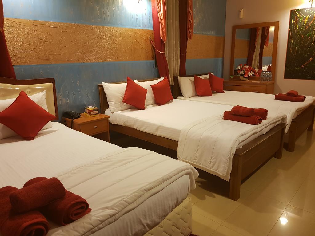 Hotel Ared Katunayake