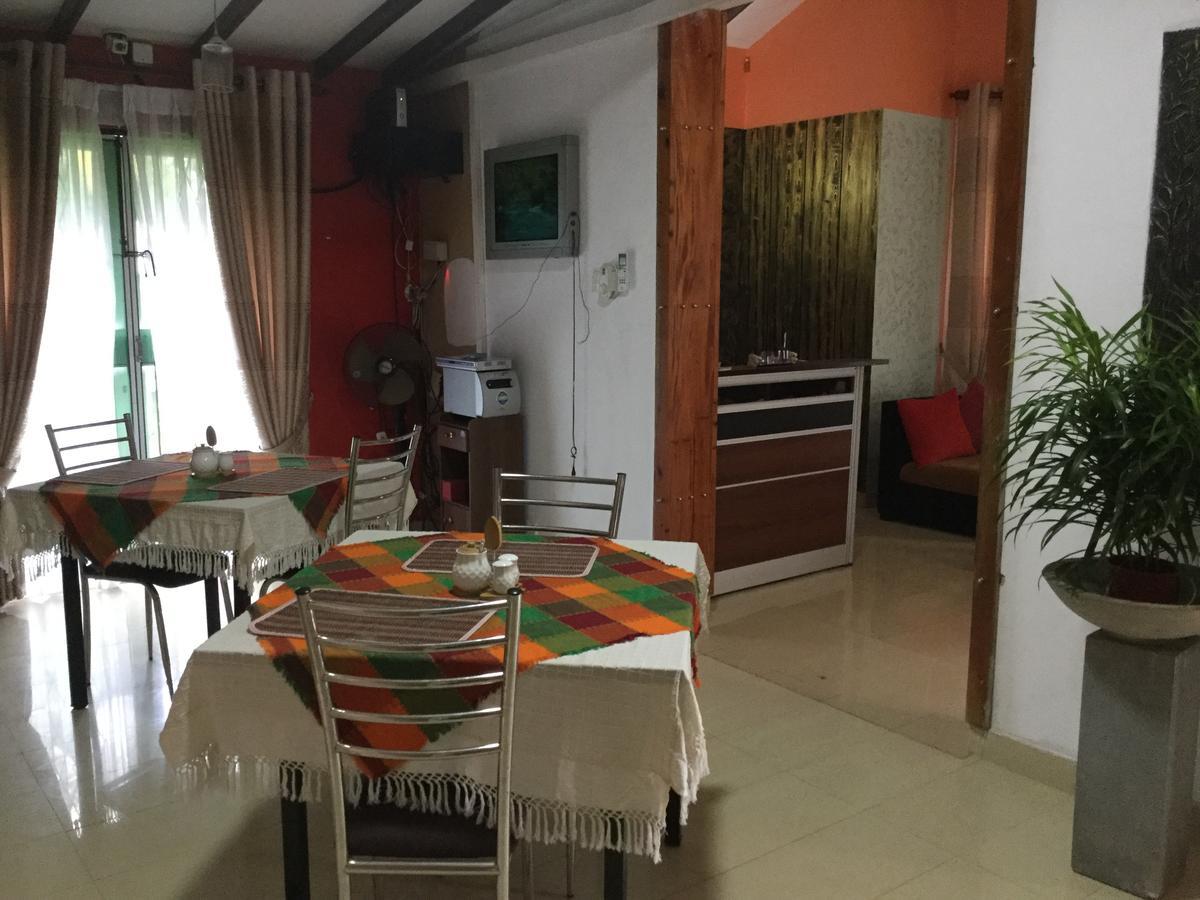 Ared Hotel Katunayake